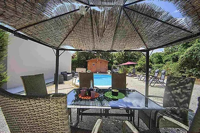 Villa mit Pool