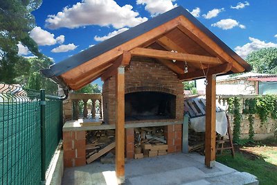 Ferienhaus mit Pool und Klimaanlage