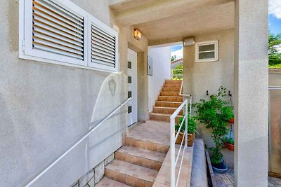 Ferienwohnung mit Klimaanlage, grosse Balkon 