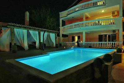 Ferienwohnung mit Pool