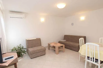 Ferienwohnung mit Klimaanlage und Terrasse