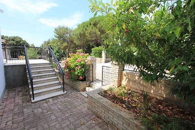 Ferienhaus mit Garten und Grill in Strandnähe