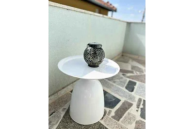 Ferienwohnung mit Terrasse und Meerblick