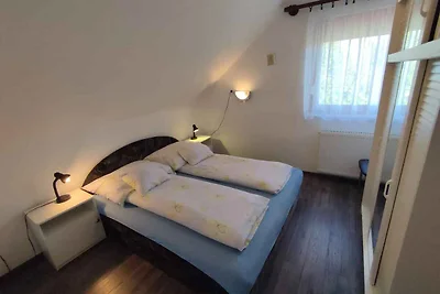Ferienhaus mit Pool, Klimaanlage und WLAN