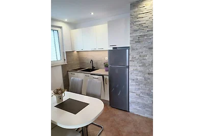 Ferienwohnung mit Balkon und Meerblick