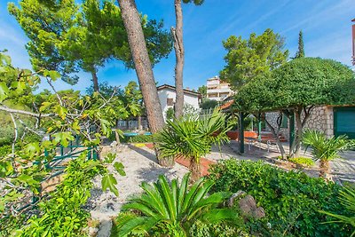 Ferienwohnung mit Balkon und Parkplatz