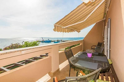 Appartamento Vacanza con famiglia Pag