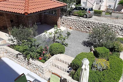 Ferienwohnung mit Terrasse und Grill