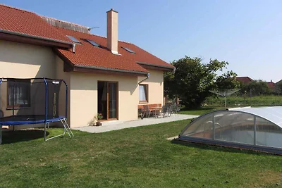 Ferienhaus mit Billard, Aussenpool, Garten un