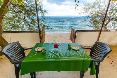Studio mit Klimaanlage und Terrasse, direkt a