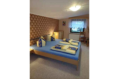 Ferienwohnung mit Kinderschaukel und