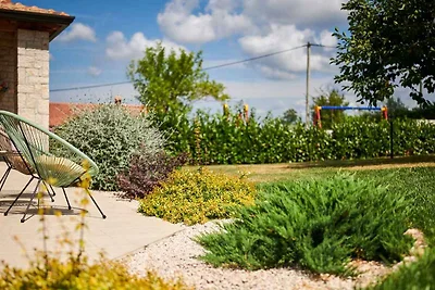 Villa mit Klimaanlage und Pool