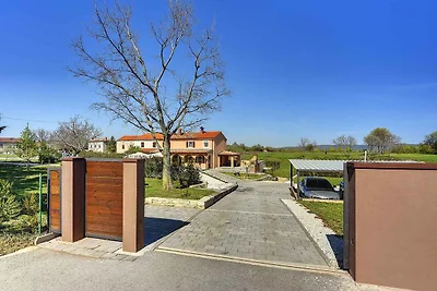 Ferienhaus mit Pool