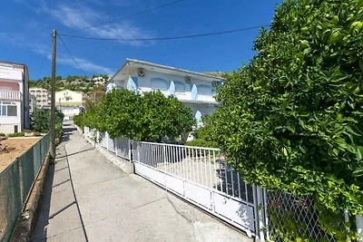 Ferienwohnung mit Terrasse und Klimaanlage