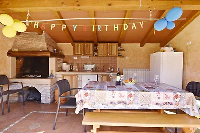 Ferienwohnung mit Garten in der Nähe des