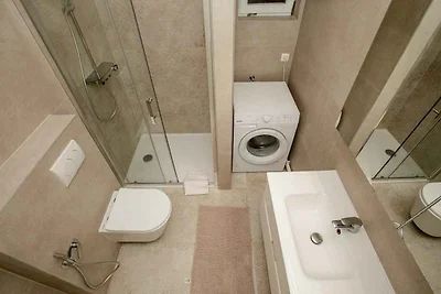 Apartment mit zwei Schlafzimmern und grosser 