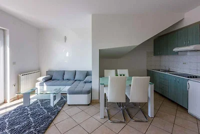 Ferienwohnung mit Balkon und Meerblick