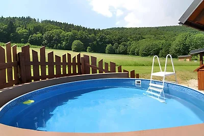 Ferienhaus mit Aussenpool und Internet