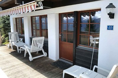 Chalet mit Balkon und Heizung