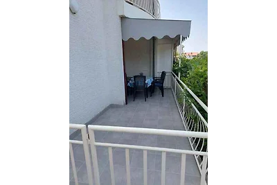 Ferienwohnung mit Terrasse und Klimaanlage