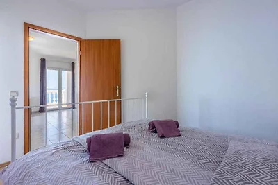Ferienwohnung mit Balkon und Meerblick