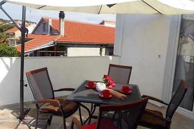Ferienwohnung mit Terrasse und Klimaanlage