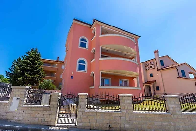Ferienwohnung mit überdachtem Balkon