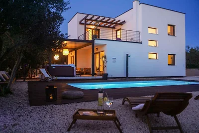 Sunčica – Luxuriöse Villa mit privatem Pool u