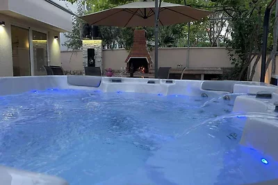 Ferienwohnung mit Terrasse und Grill
