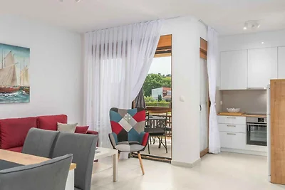 Ferienwohnung mit Balkon und Klimaanlage