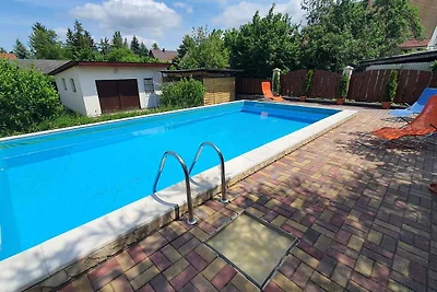 Ferienwohnung mit Pool und Internet