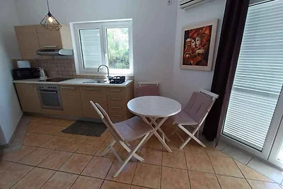 Ferienwohnung mit Klimaanlage und Balkon