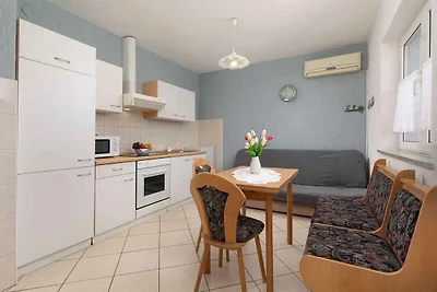 Ferienwohnung mit Balkon und Klimaanlage