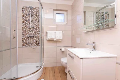 Ferienwohnung mit Klimaanlage und Balkon