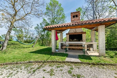 Ferienhaus mit Pool und Klimaanlage