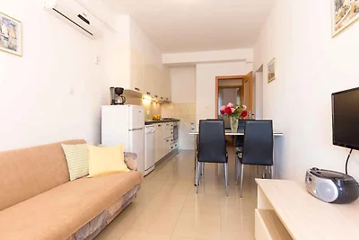 Ferienwohnung mit Terrasse und Klimaanlage