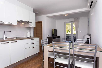 Ferienwohnung mit Klimaanlage und Balkon