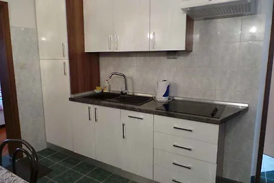 Ferienwohnung mit Kaffeemaschine und SAT-TV