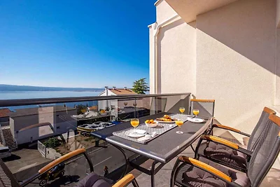 Ferienwohnung mit Meerblick und Jacuzzi