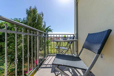 Ferienwohnung mit Terrasse und Grill