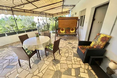 Ferienwohnung klimatisiert mit Terrasse