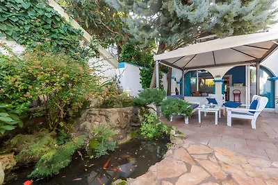 Ferienwohnung mit Garten, Terrasse und Grill