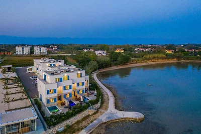 Ferienhaus für 10 Personen in Privlaka