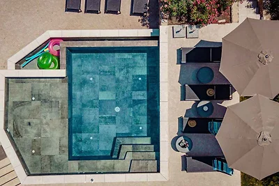 Villa mit Pool