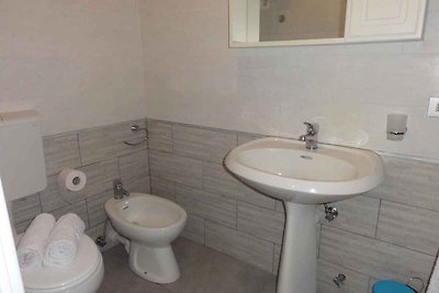 Ferienwohnung 100 m von Strand
