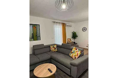 Gemütliche Unterkunft Leona in Rogoznica mit
