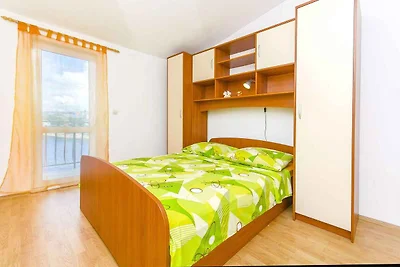 Ferienwohnung mit Balkon und Meerblick