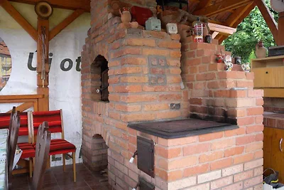 Ferienwohnung mit Kinderspielplatz und Pool