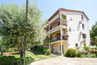 Ferienwohnung mit Terrasse und Klimaanlage