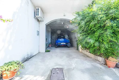 Komfortables Ferienhaus Vito mit Meerblick in